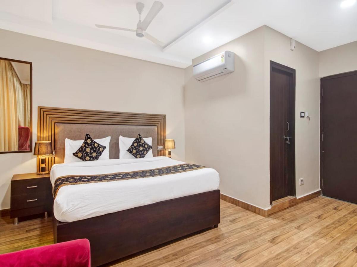 The Superb Hotel Pvt Ltd Хидерабад Екстериор снимка