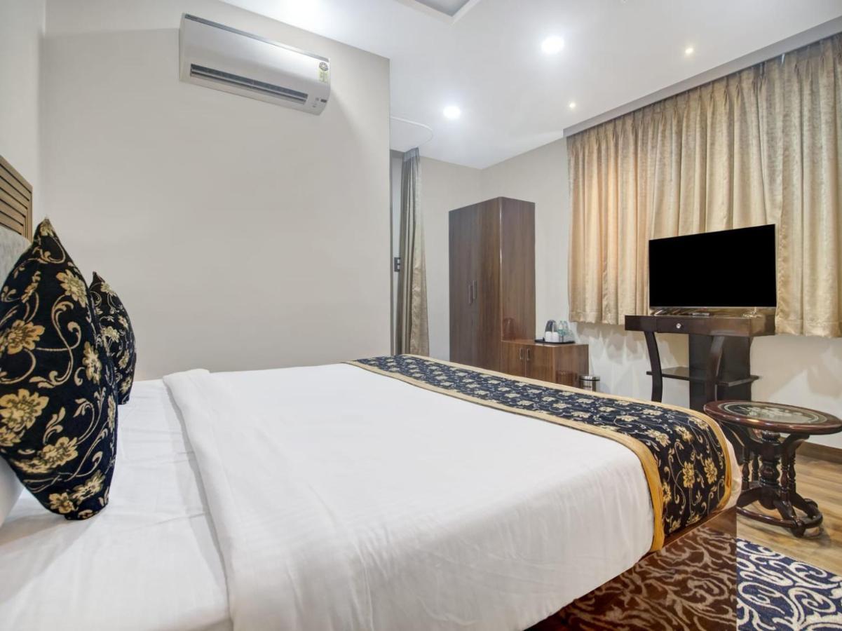 The Superb Hotel Pvt Ltd Хидерабад Екстериор снимка